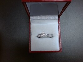 14k White Gold Solitaire 