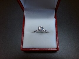 14k White Gold Solitaire Ring