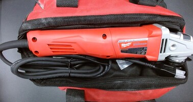 Milwaukee Angle Grinder 6142-30